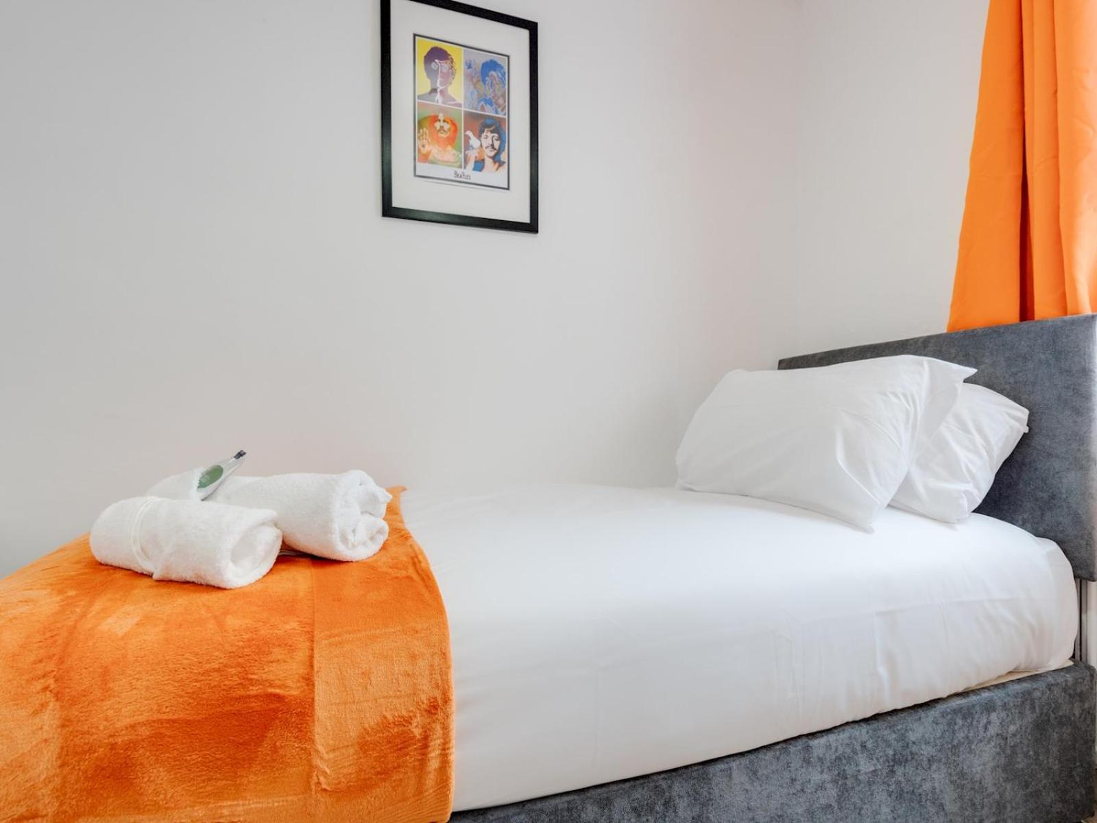 Pass The Keys Ruiskin St - Liverpool Kirkdale Terrace Sleeps 5 Parking Villa Ngoại thất bức ảnh