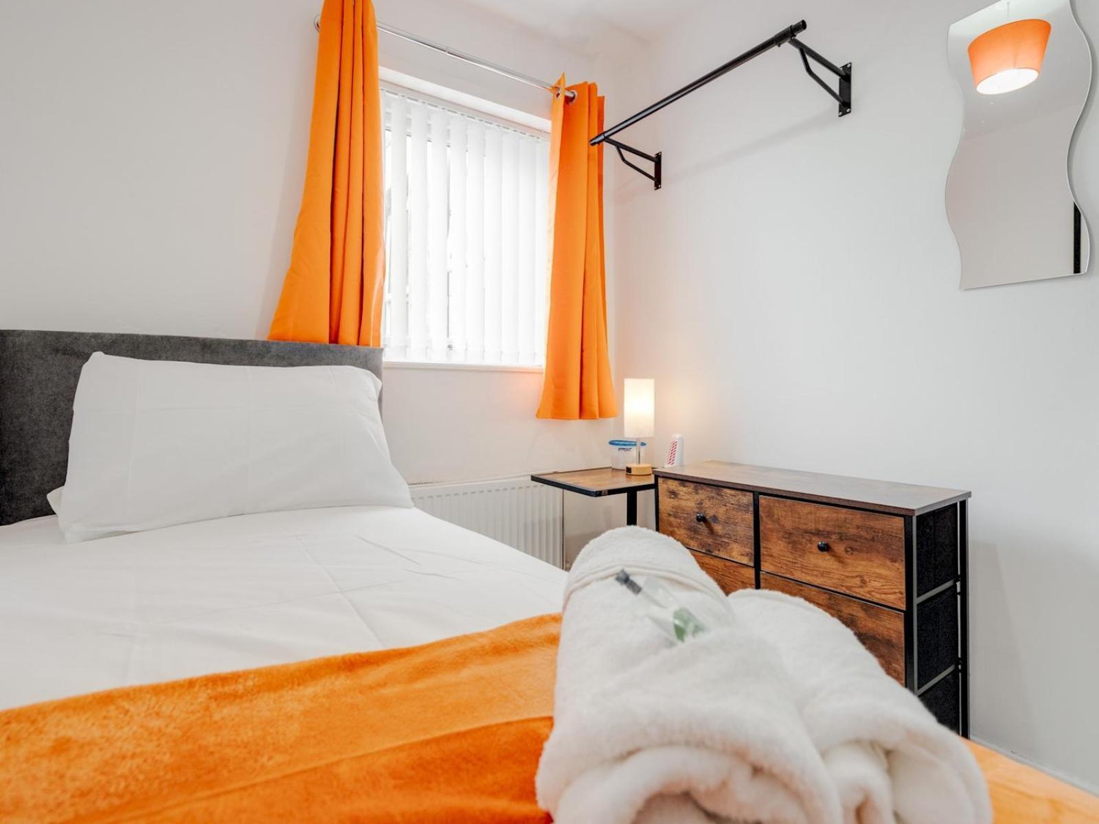 Pass The Keys Ruiskin St - Liverpool Kirkdale Terrace Sleeps 5 Parking Villa Ngoại thất bức ảnh