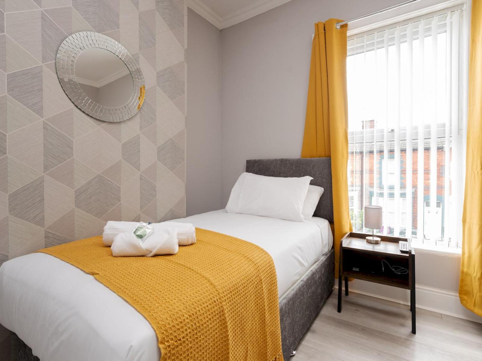 Pass The Keys Ruiskin St - Liverpool Kirkdale Terrace Sleeps 5 Parking Villa Ngoại thất bức ảnh