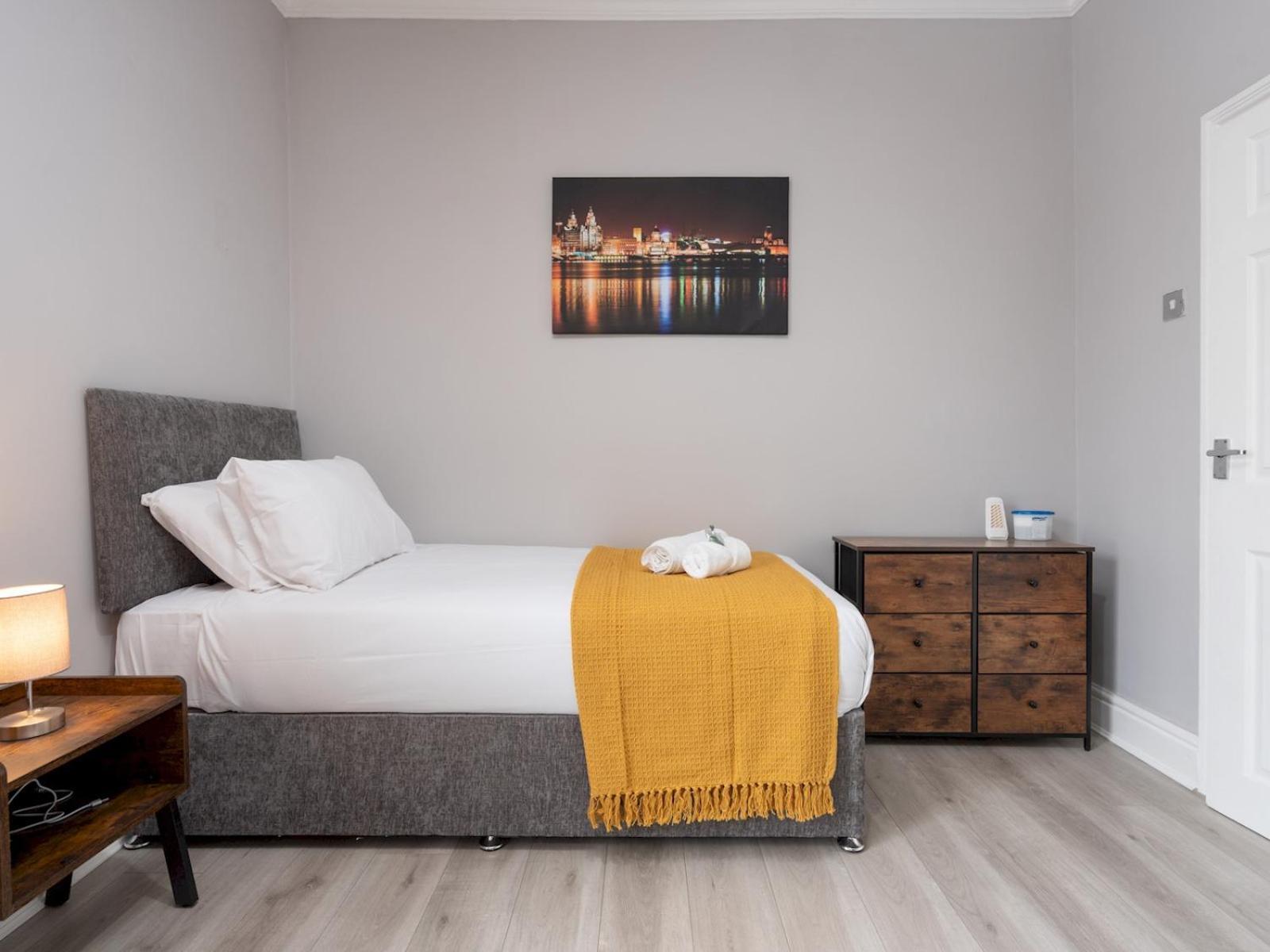 Pass The Keys Ruiskin St - Liverpool Kirkdale Terrace Sleeps 5 Parking Villa Ngoại thất bức ảnh