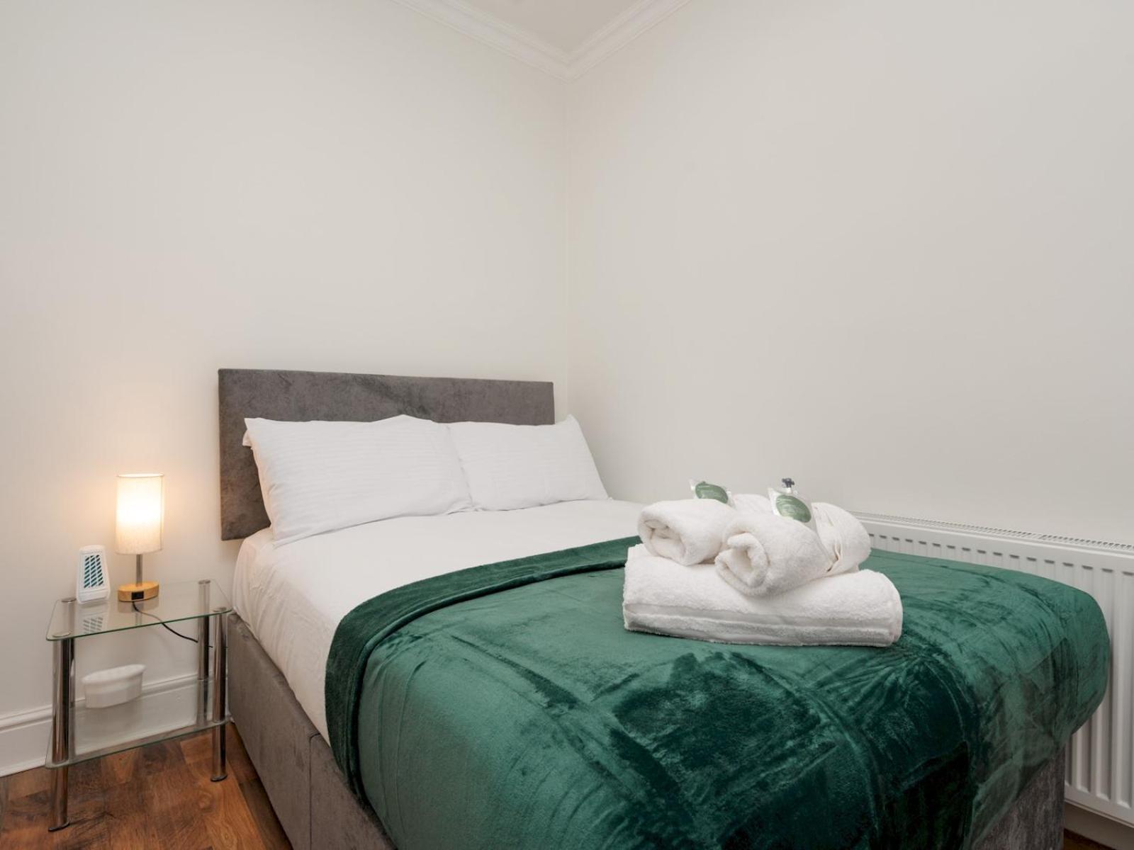 Pass The Keys Ruiskin St - Liverpool Kirkdale Terrace Sleeps 5 Parking Villa Ngoại thất bức ảnh